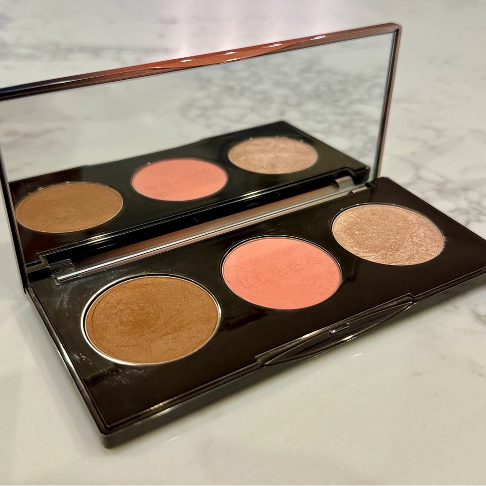 BECCA Sunchaser Face Palette